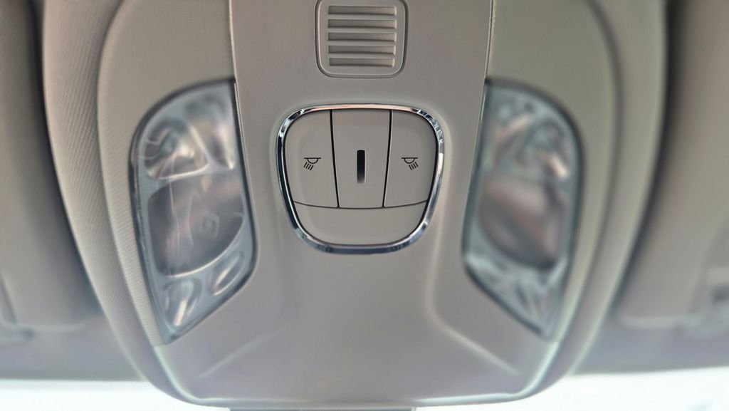 Used 2022 Black Jeep Trailhawk image 28