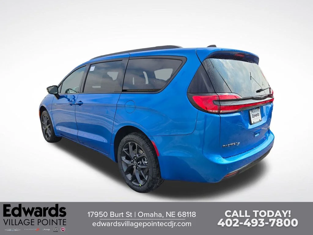 New 2026 Blue Chrysler Limited image 5