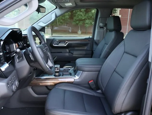 2026 Chevrolet Silverado 1500 LT Trail Boss - Photo 11