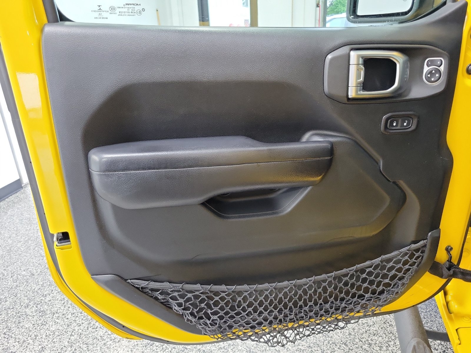 Used 2019 Yellow Jeep Unlimited Sport S image 6