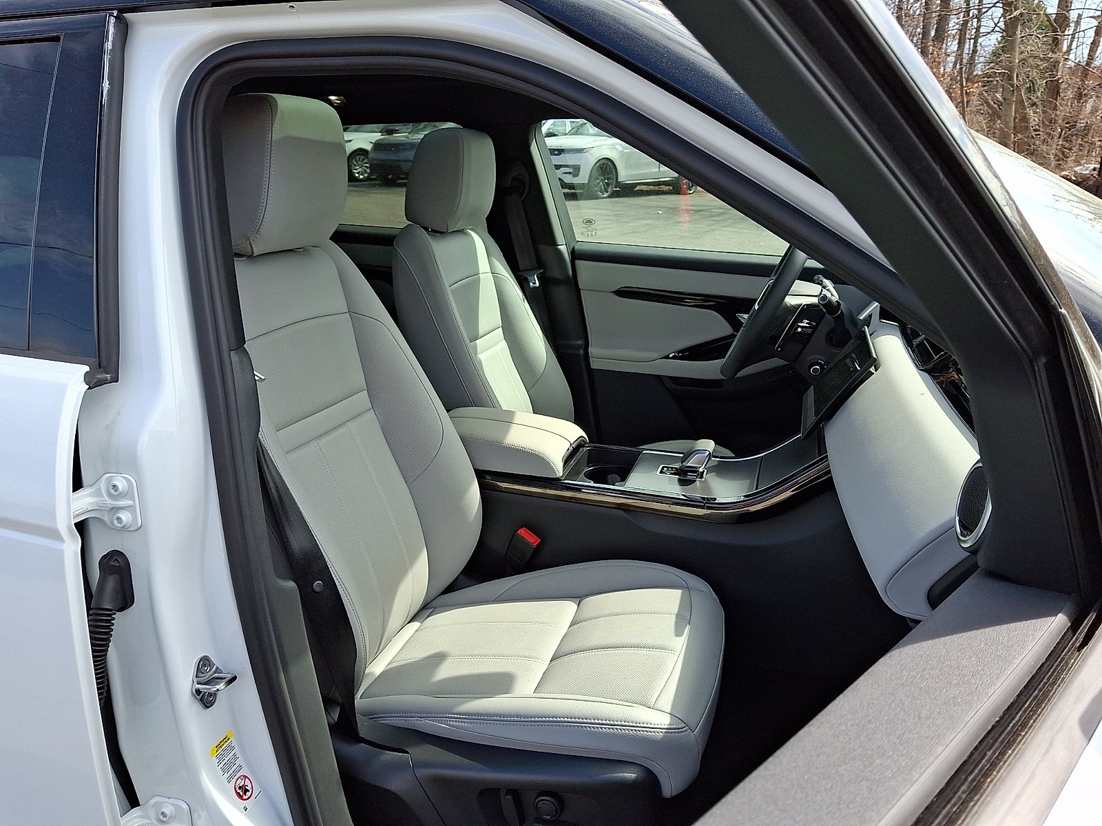 Certified Used 2026 Fuji White - 1AA Land Rover Core S image 3