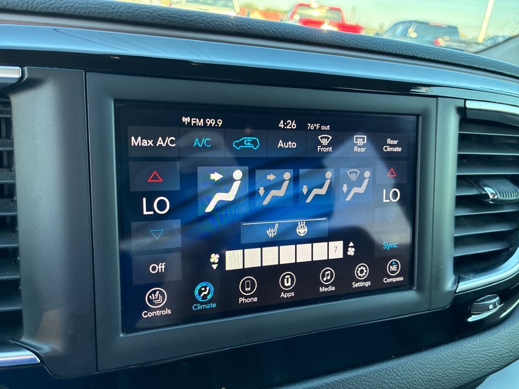 Used 2019 Gray Chrysler Touring L image 14