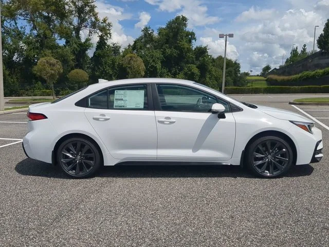 New 2026 Ice Cap Toyota SE image 3