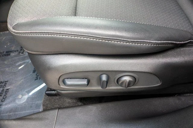 Used 2023 Gray Buick Select image 18