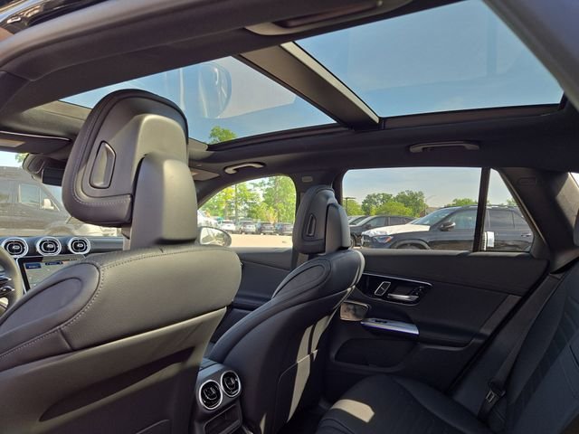 New 2026 Black Mercedes-Benz GLC300 image 28