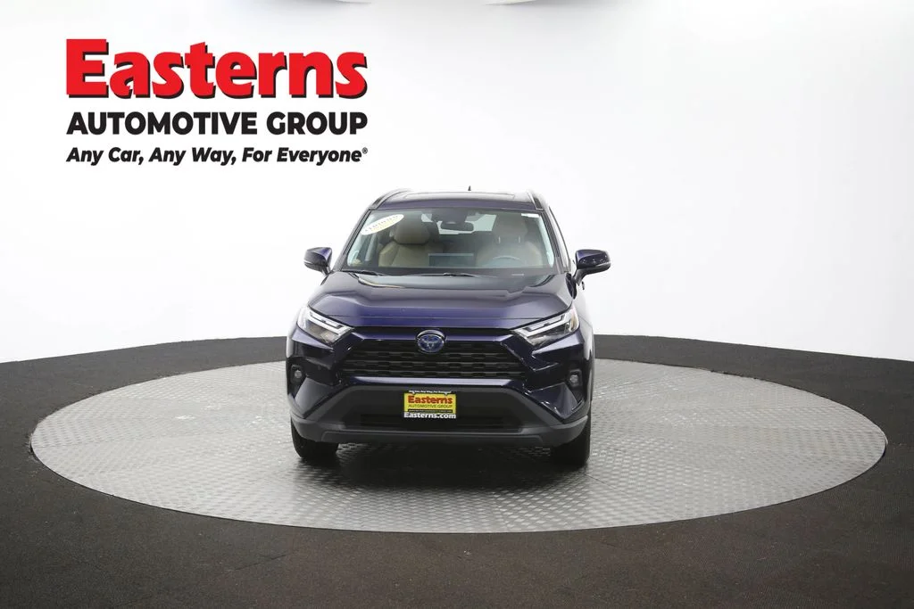 Used 2024 Blue Toyota XLE Premium image 57