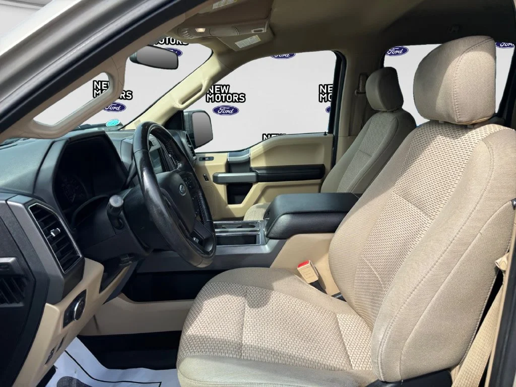 Used 2018 White Gold Ford XLT image 10