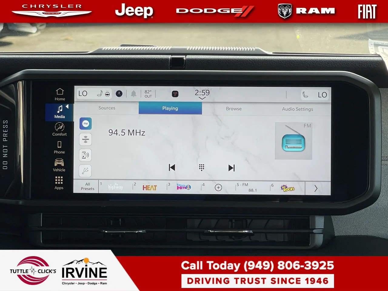New 2026 Hydro Blue Pearl-Coat Exterior Paint Jeep Sport S image 14