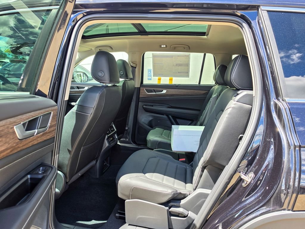 2026 Volkswagen Atlas SEL - Photo 16