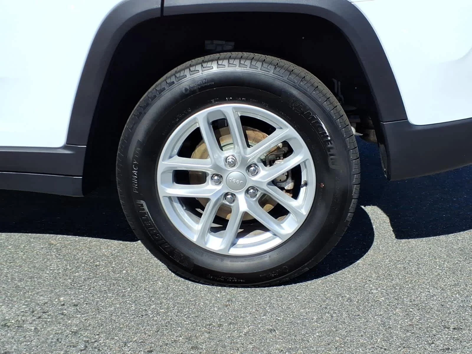 Certified Used 2023 Bright White Clearcoat Jeep Laredo X image 13