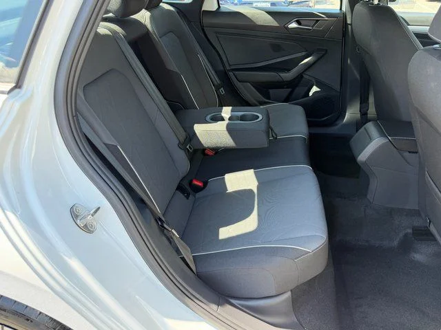 Used 2026 White Volkswagen 1.5T Sport image 34