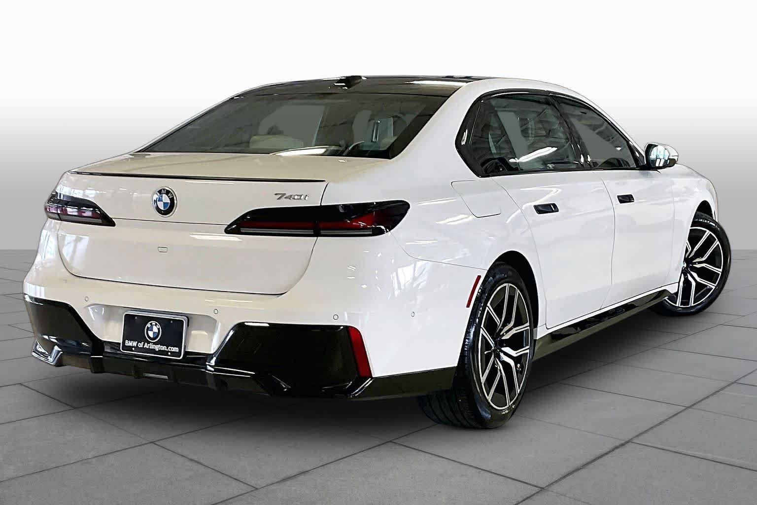Used 2026 Alpine White BMW 740i image 12