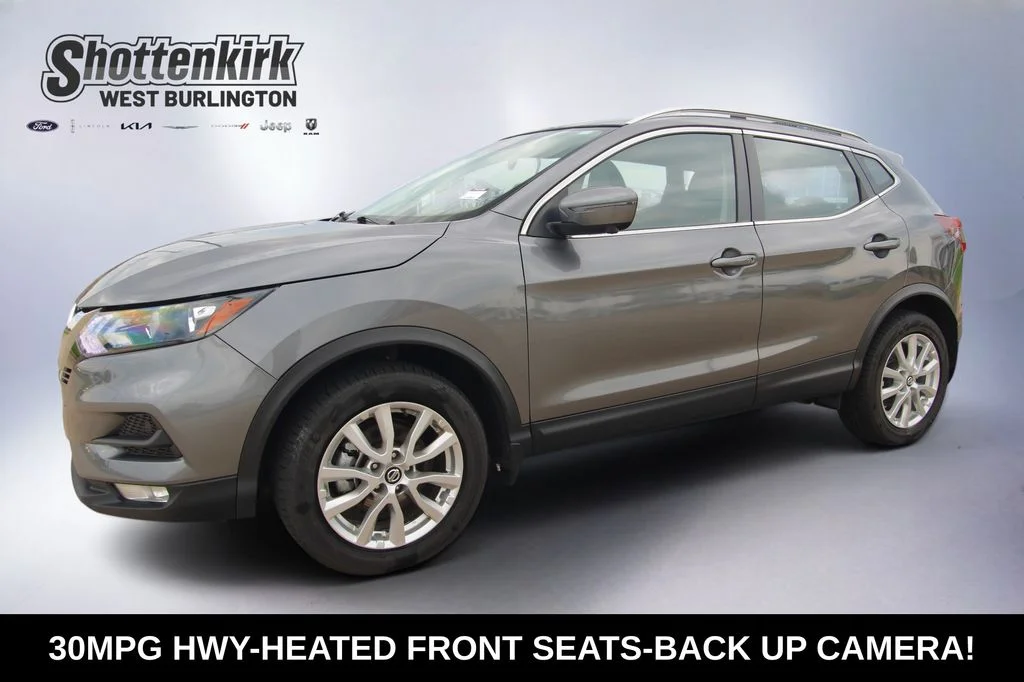 Used 2022 Gun Metallic Nissan SV image 1