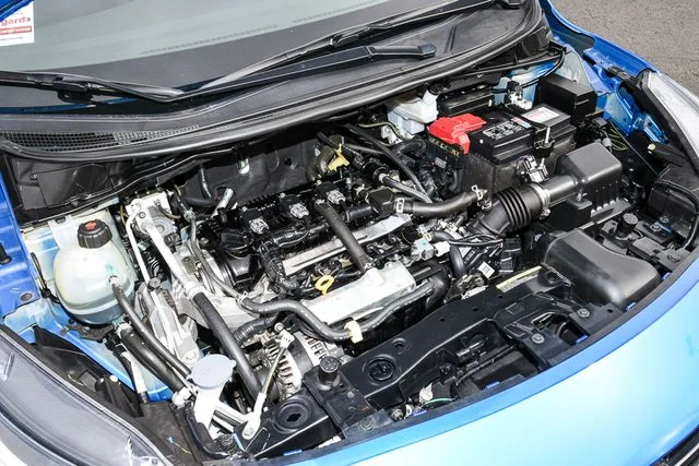 Used 2024 Blue Nissan 1.6 SV image 13