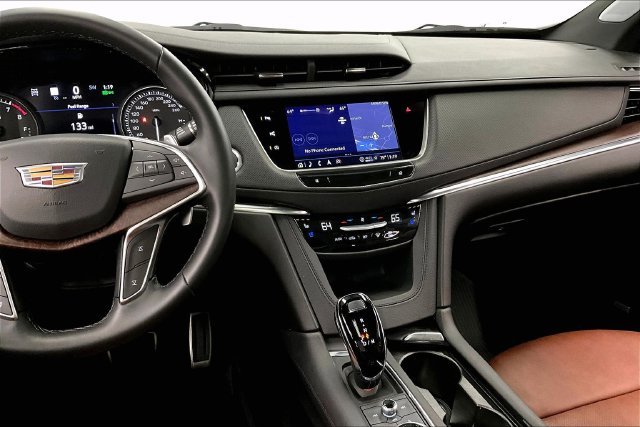 Used 2025 Crystal White Tricoat Cadillac Sport image 7