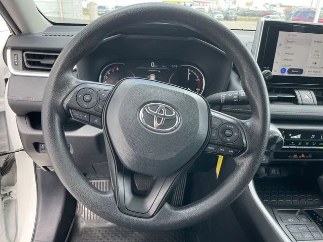 Used 2025 White Toyota LE image 14
