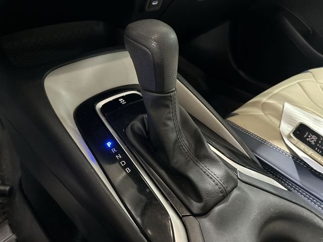 Used 2023 White Toyota LE image 27