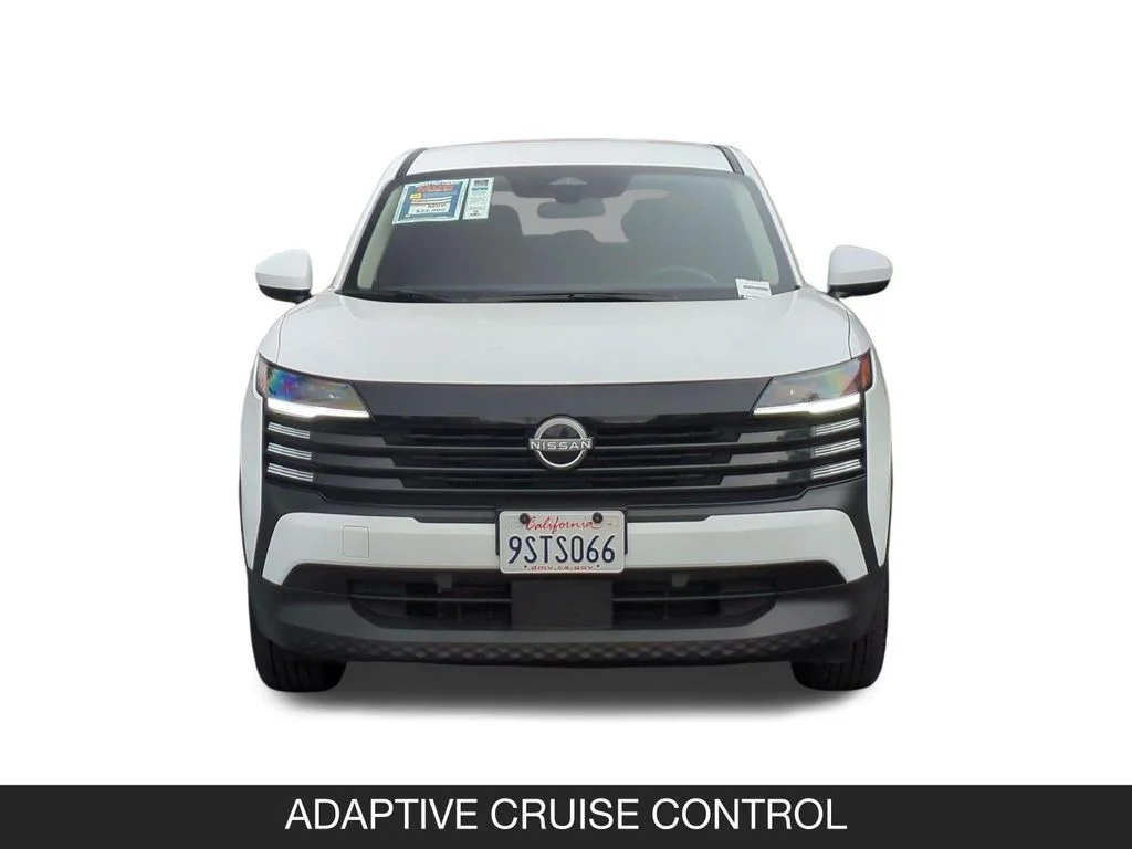 Used 2025 White Nissan SV image 4