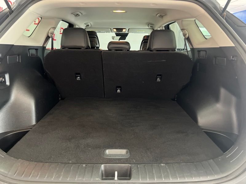Used 2023 Gray Kia EX image 8