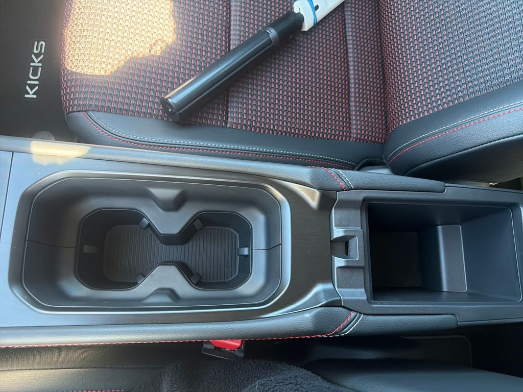 New 2026 Nissan Kicks SR 4D Sport Utility