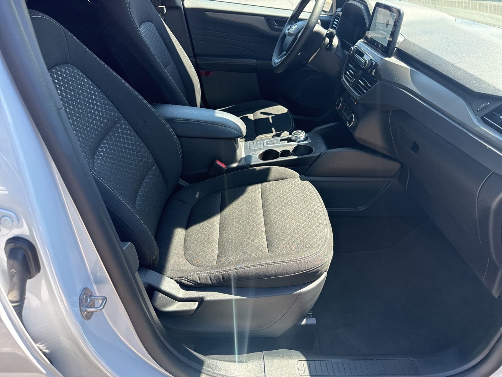 Used 2025 Silver Ford Active image 18