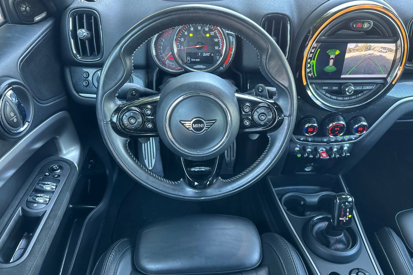 Used 2020 White MINI Base image 9