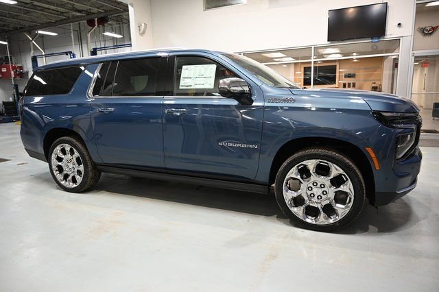 2026 Chevrolet Suburban High Country - Photo 8