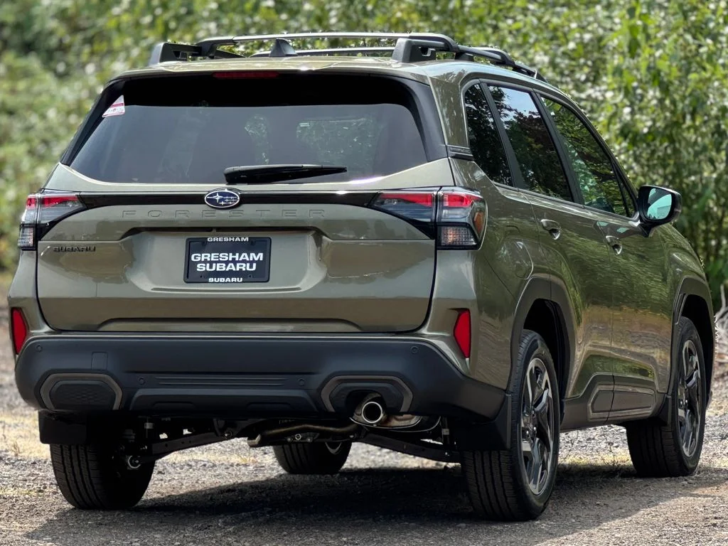 New 2026 AUTUMN GREEN METALLIC Subaru Limited image 59