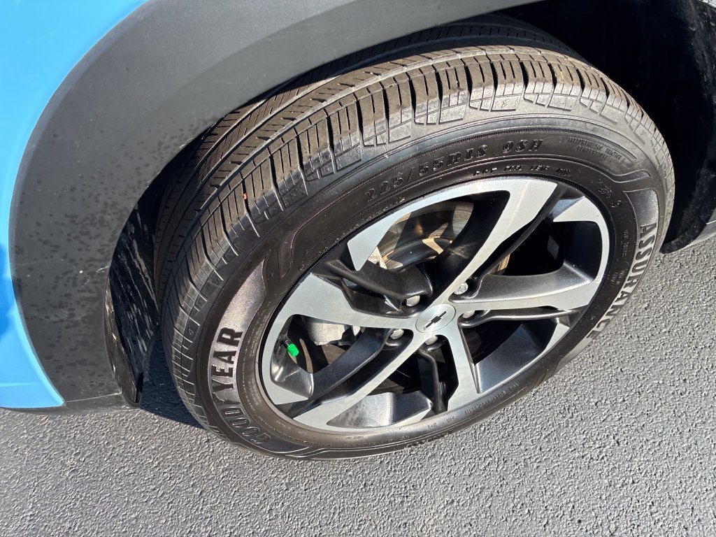 Used 2024 Blue Chevrolet 1RS image 9
