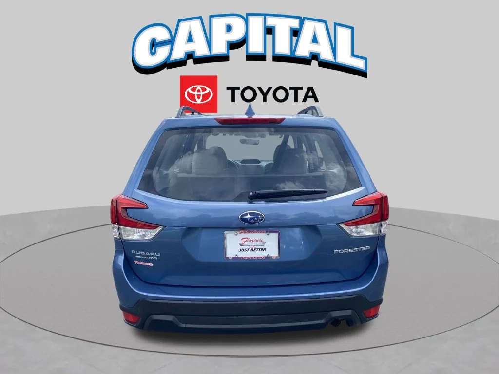 Used 2020 Blue Subaru Base image 12