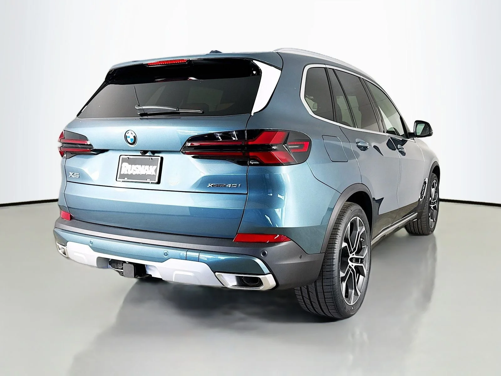 New 2026 Blue Ridge Mountain Metallic BMW xDrive40i image 7