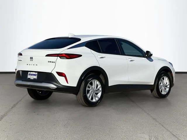 Used 2026 Summit White Buick Preferred image 4