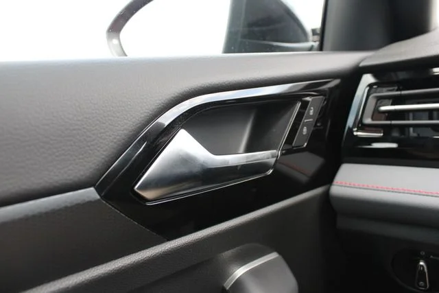 New 2026 Red Volkswagen 2.0T Autobahn image 8