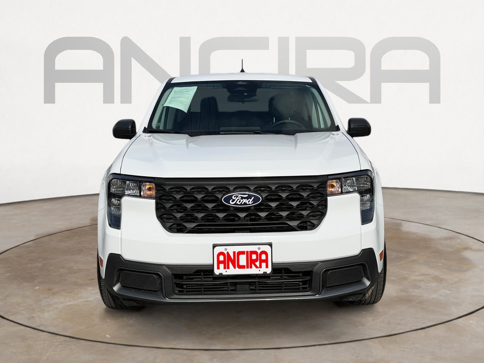 Used 2026 Oxford White Ford XLT image 2
