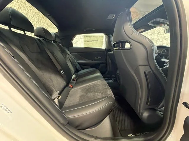 New 2026 Atlas White Hyundai Base image 13