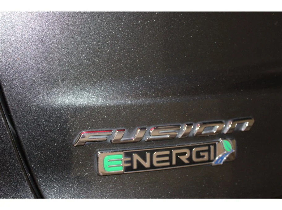Used 2019 Dark Gray Ford Titanium image 17