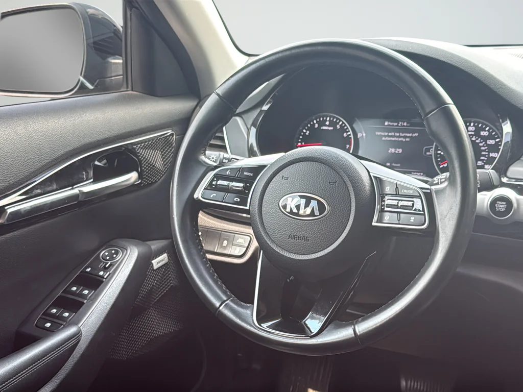 Used 2021 Black Kia SX image 36