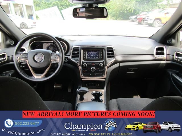 Used 2014 Black Jeep Laredo image 9