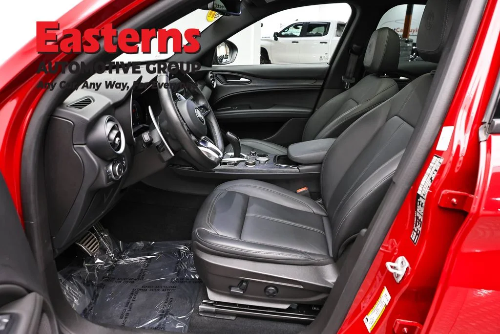 Used 2024 Red Alfa Romeo Sprint image 14