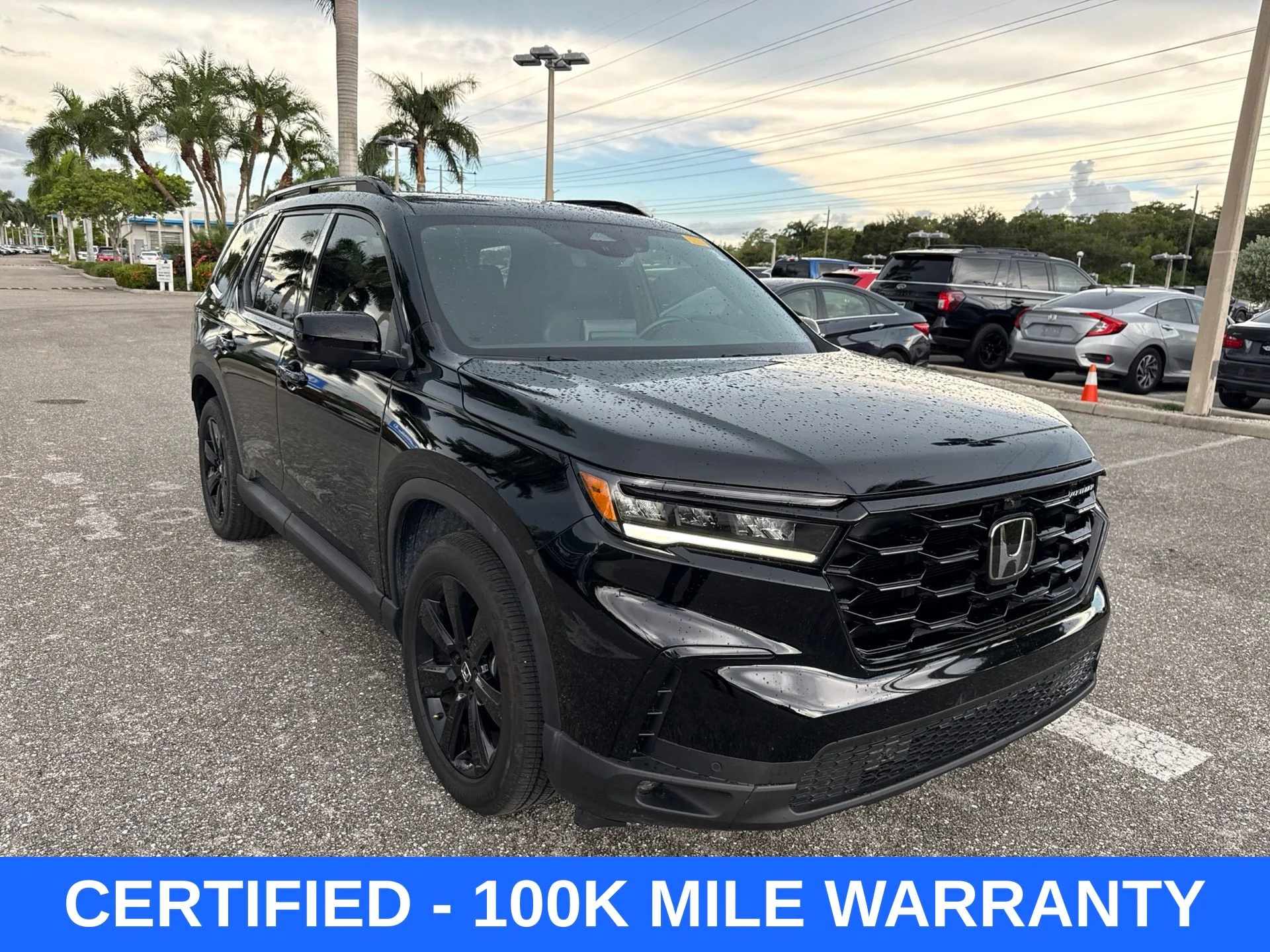 Certified Used 2025  Honda Black Edition image 7