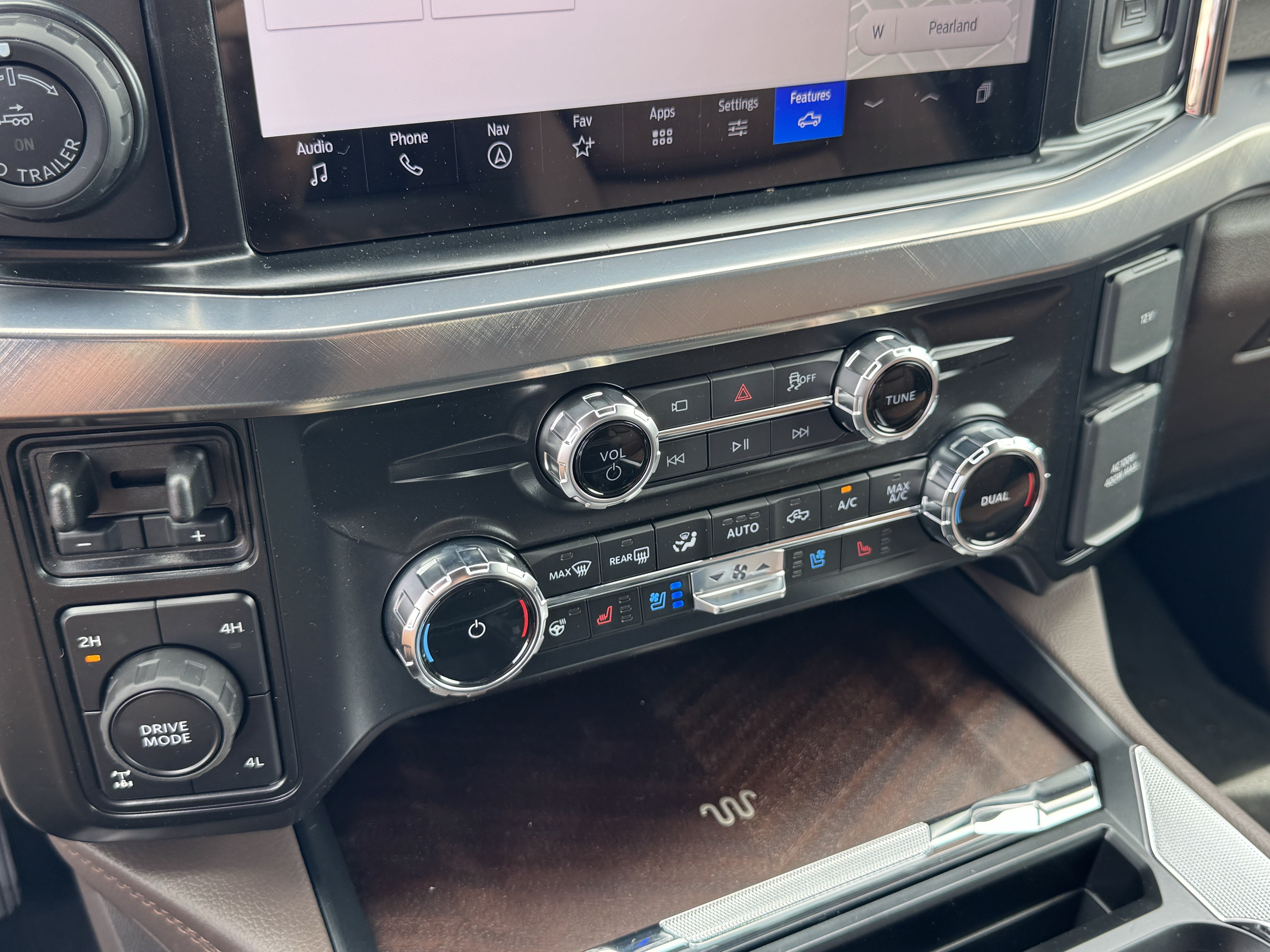 New 2026 Agate Black Metallic Ford King Ranch image 14