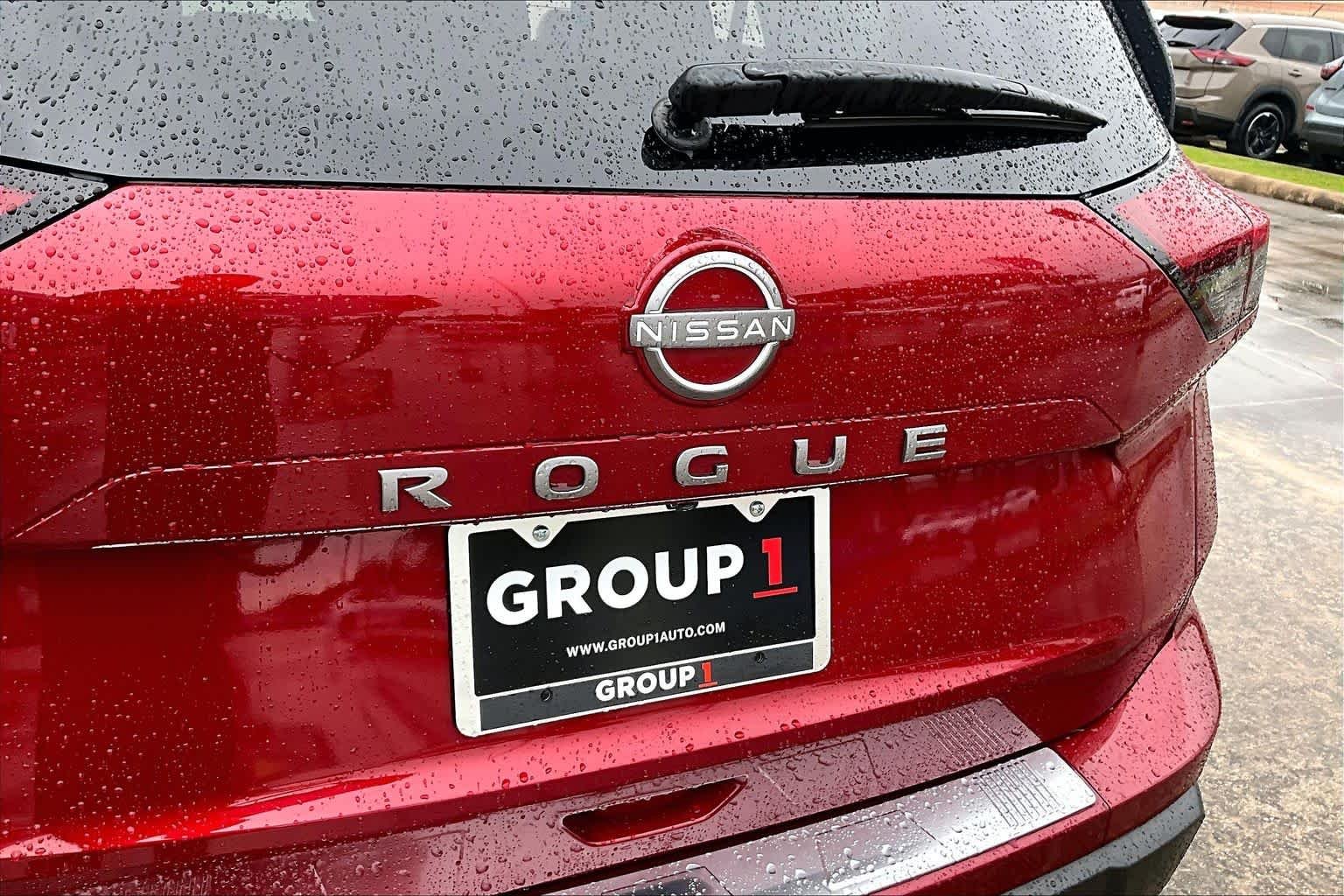 Used 2026 Scarlet Ember Tintcoat Nissan SV image 29