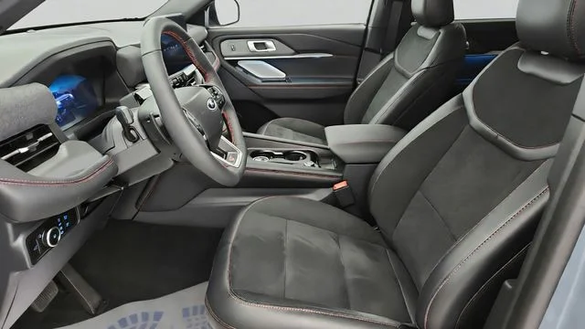 2026 Ford Explorer ST - Photo 37