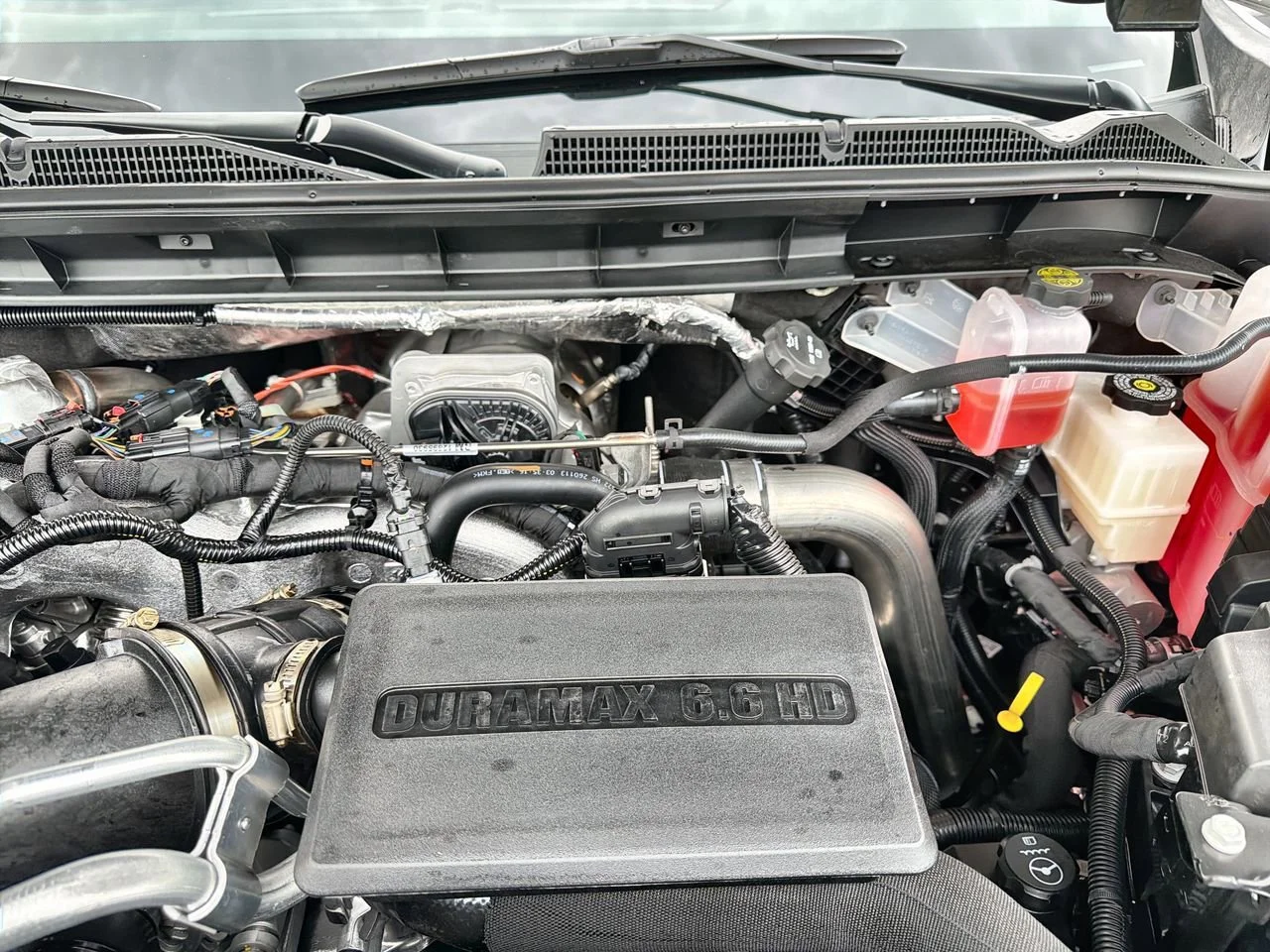 New 2026 Summit White GMC Denali Ultimate image 25