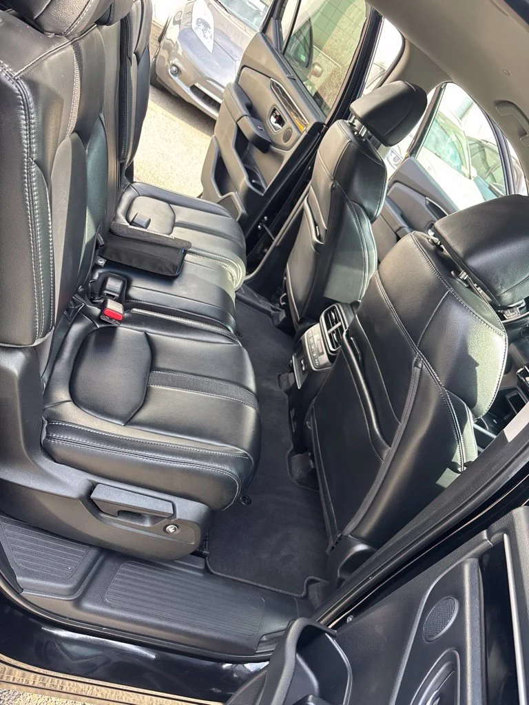 Used 2023 Black Honda EX-L image 26
