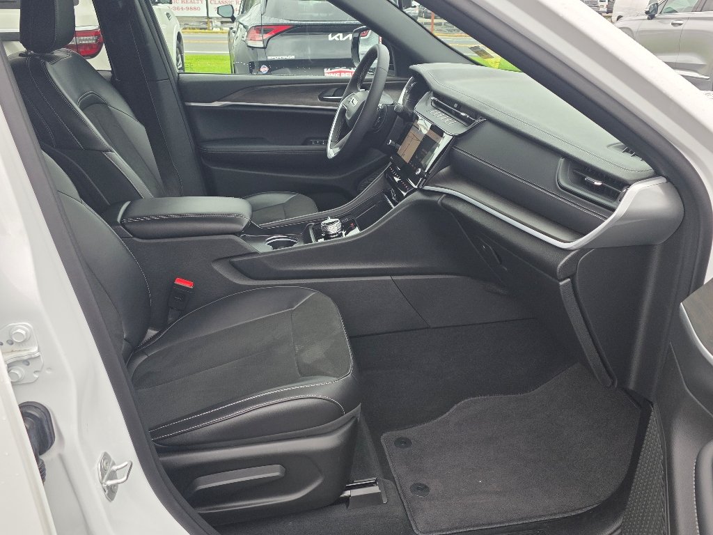 Used 2026 Bright White Clear Coat Jeep Altitude image 22