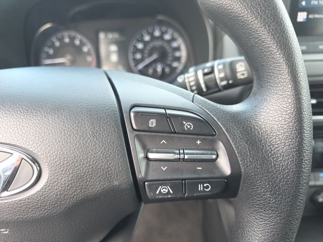 2023 Hyundai Kona SEL - Photo 17
