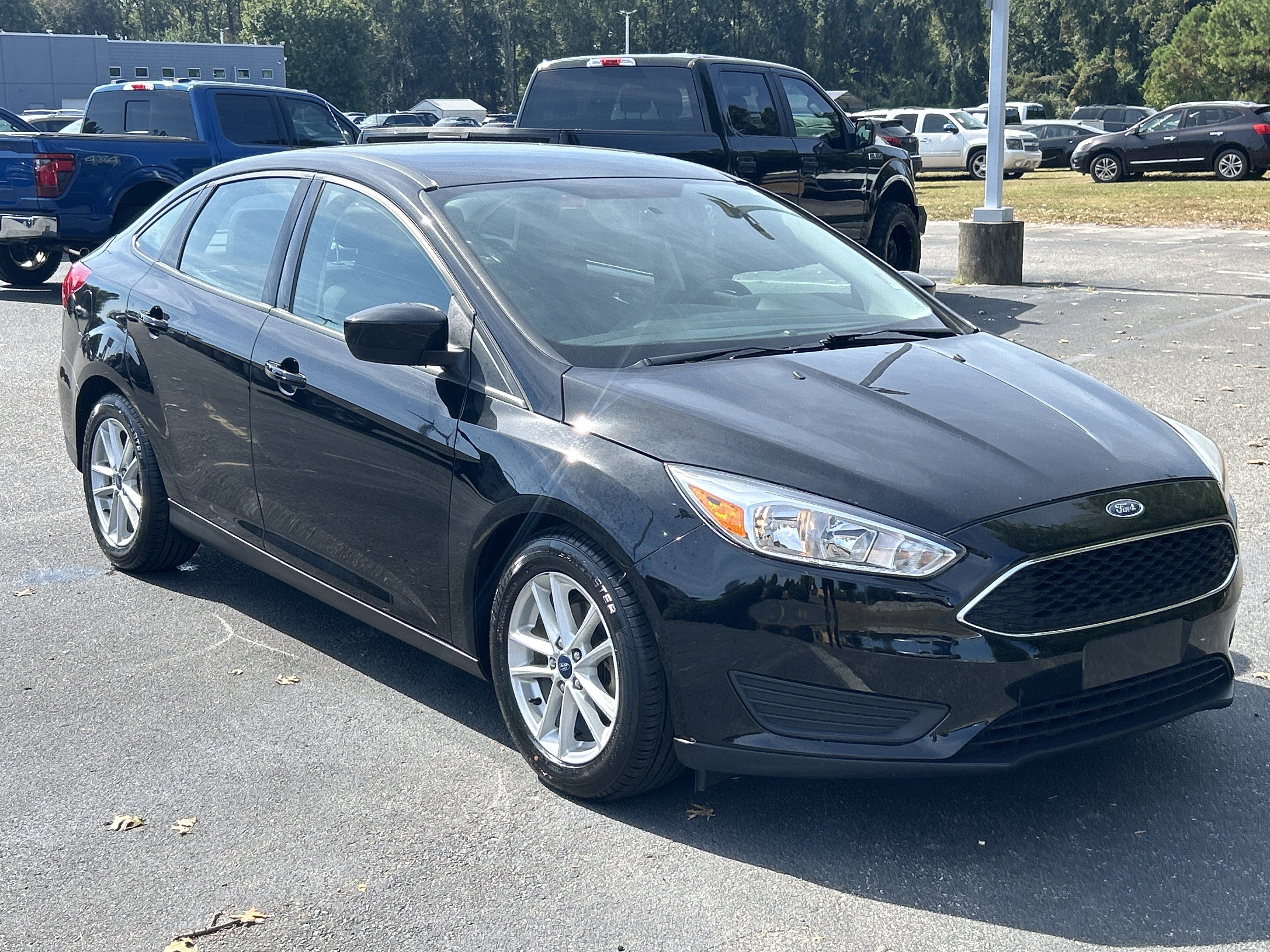 2018 Ford Focus SE - Photo 24
