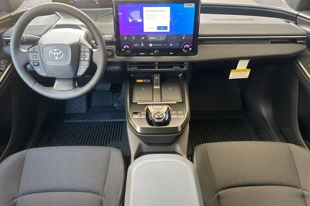 2026 Toyota C-HR SE - Photo 14