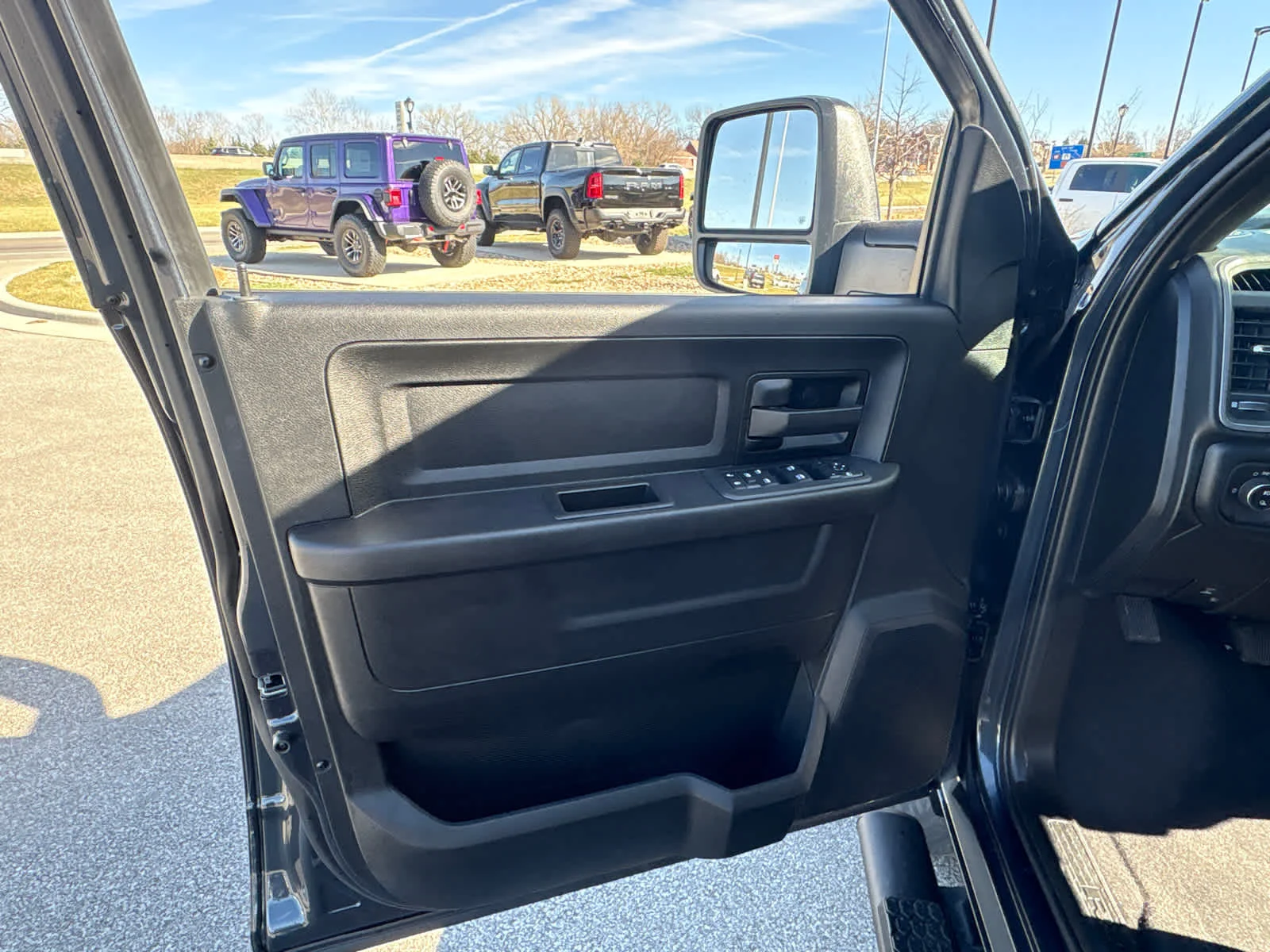 New 2026 Forged Blue Metallic Exterior Paint RAM Tradesman image 19